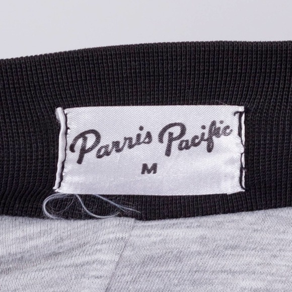 90s Chicago Bulls Reversible Hoodie - Petite Medium | Distressed NBA Basketball - Picture 9 of 10